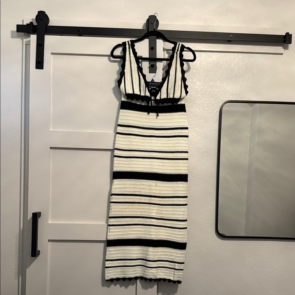Meshki Black and White Striped Set